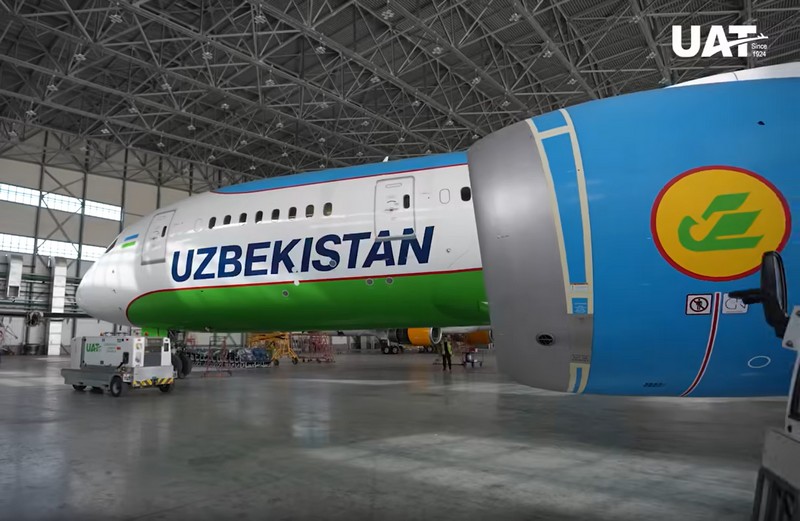 Uzbekistan Airways Boeing 787